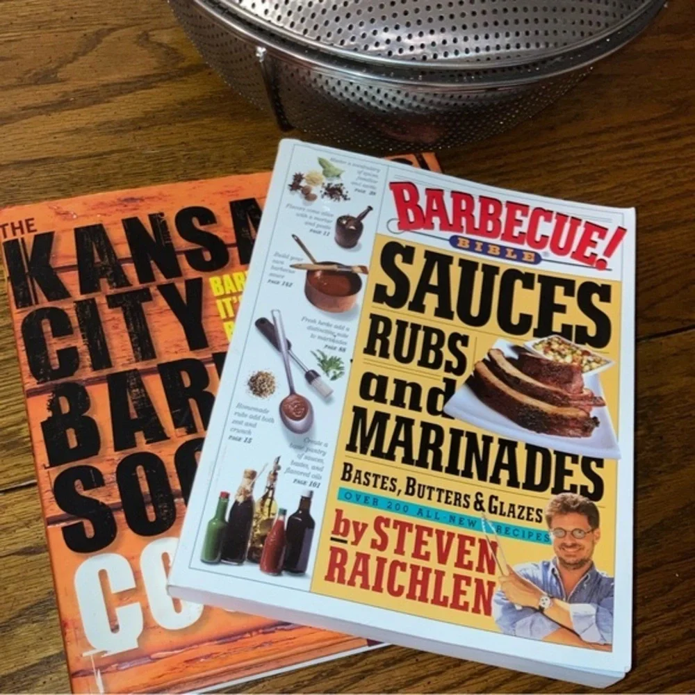 Barbecue Bundle: Cookbook Books-  Kansas City.. & BBQ Sauces  + 3 Grilling T…